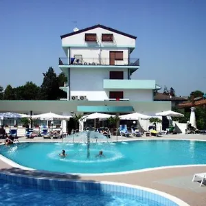 3* Hotel Oasi