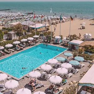 4* Hotel Monaco & Quisisana